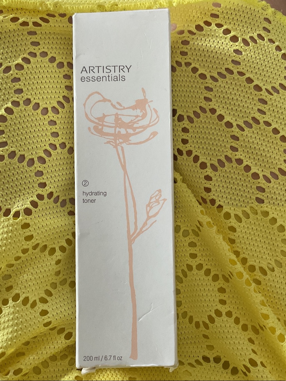 BN ARTISTRY Essentials from Amway Skincare toner. 6.7 ounces